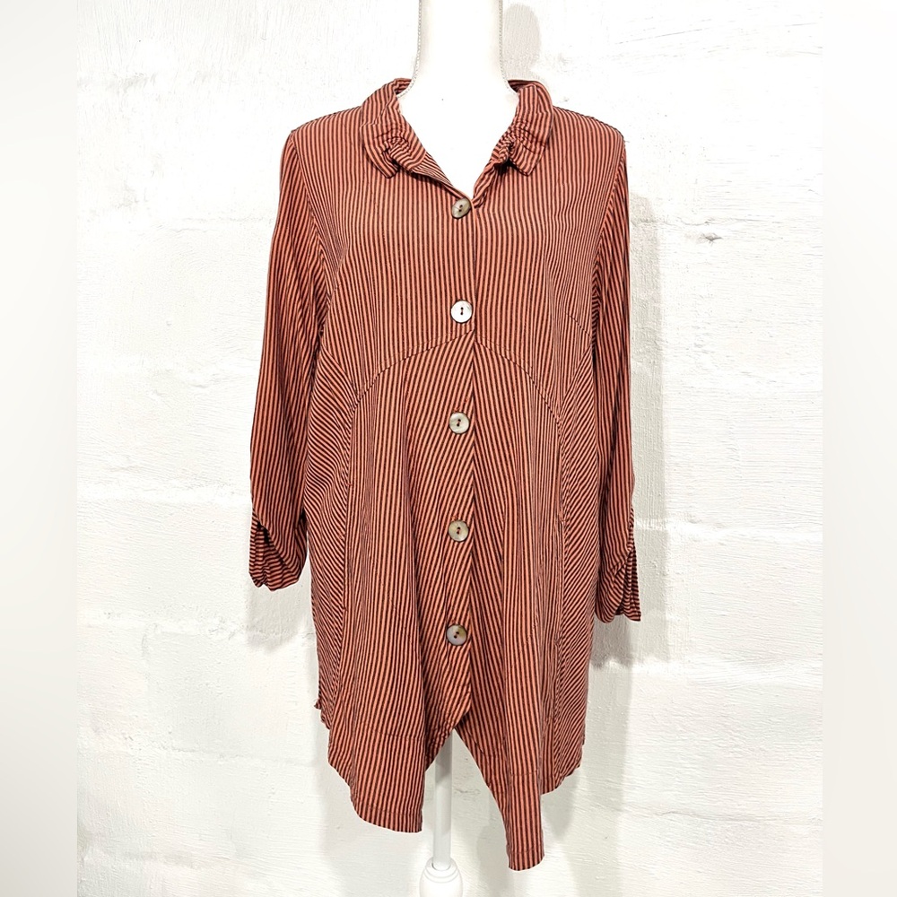 SOFT SURROUNDINGS BUTTON POCKETED TUNIC